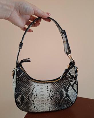 Borsa pitonata