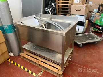 Lavabo inox doppia vasca con miscelatore