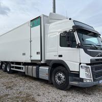 VOLVO MOTRICE FM420 3 ASSI FRIGO 9,60m