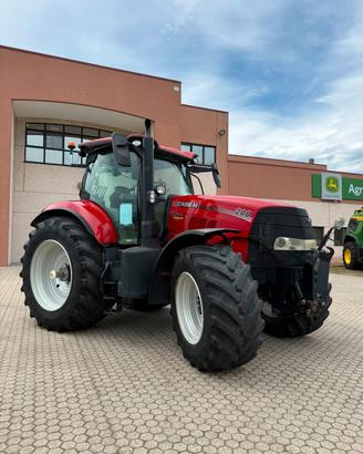TRATTORE USATO MARCA CASE MODELLO PUMA 200