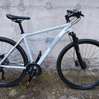 Bici ibrida/city/trekking Radon Scart Light 9.0 