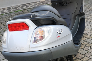 Piaggio X9