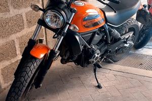 Ducati Scrambler Sixty2 400