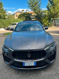  maserati levante vulcano 