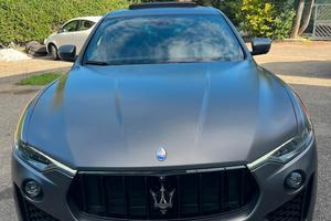  maserati levante vulcano 