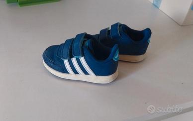 Scarpe Adidas n.21 Tutto per i bambini In vendita a Genova