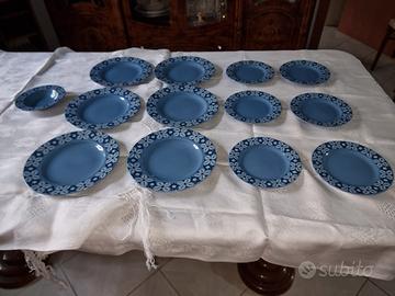 6 piatti piani, 6 da dessert, 1 ciotola R. Ginori.