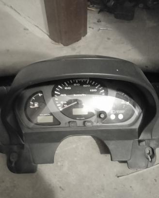 Suzuki Burgmann 400 2001 solo ricambi