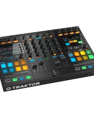 NI Traktor S5 con programma Traktor Pro