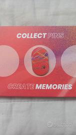 Pin spilla con speciale porta-pin da collezione