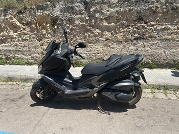 Kymco Xciting 400i
