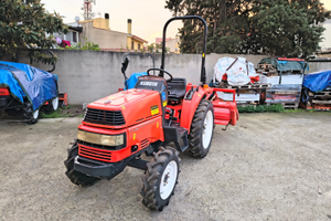 Trattore Kubota Saturn