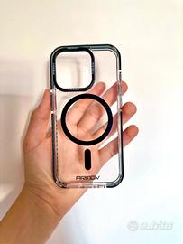 Cover iPhone 15 Pro nera New Martina 