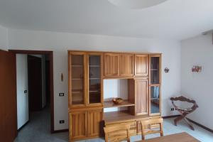 Appartamento ammobiliato - zona centrale