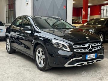 Mercedes GLA 200d PREMIUM AUTOM