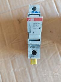 Portafusibile ABB E 91/32 PV SEZIONATORE e 90 PV