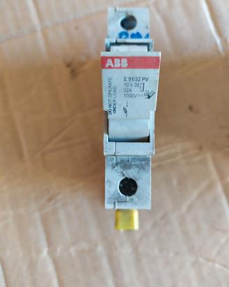 Portafusibile ABB E 91/32 PV SEZIONATORE e 90 PV