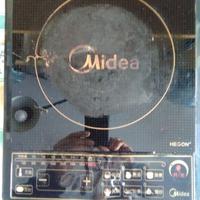 Cucina portatile con piano ad induzione Midea