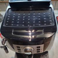 Macchina caffè Delonghi MagnificaS
