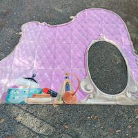 toelette, scenario teatrale dipinto su carta