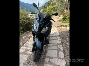Yamaha X-Max 125cc