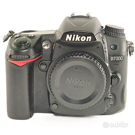 NIKON D7000 33.315 SCATTI