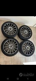 SET 4 CERCHI IN LEGA AMG + PNEUMATICI