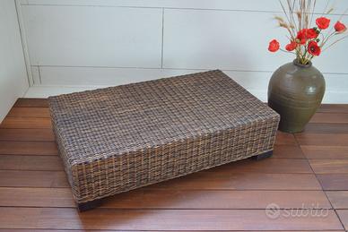 Tavolino da salotto in rattan intrecciato artigian
