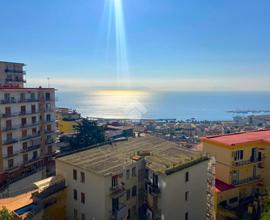 3 LOCALI A NAPOLI