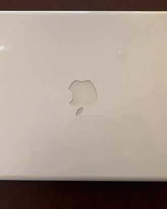 Apple MacBook A1181 Core 2 Duo 2GB 80 GB 10.7