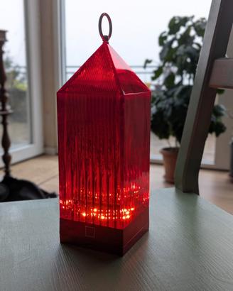 lampada Kartell Lantern rossa 