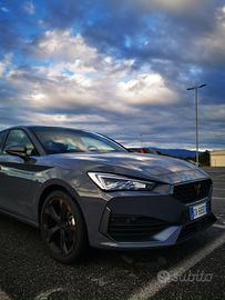 Cuora Leon 1.5 Hybid 150Cv