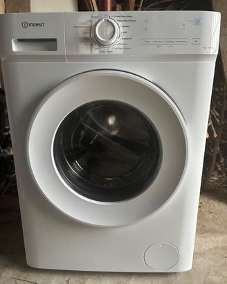 Lavatrice indesit 7kg A 1200 giri
