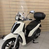 Piaggio Carnaby Cruiser 300