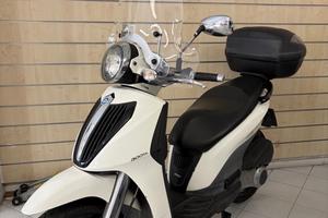 Piaggio Carnaby Cruiser 300