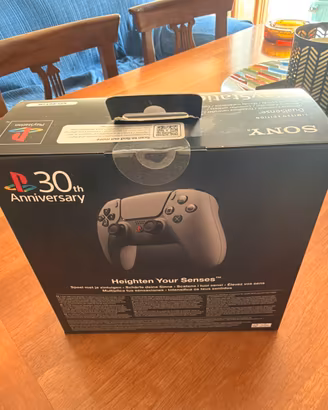 Joystick ps5 30thAnniversary mai usato