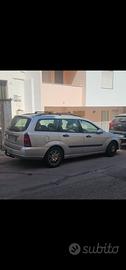 Ford Focus sw 1.8 tdi diesel con gancio traino