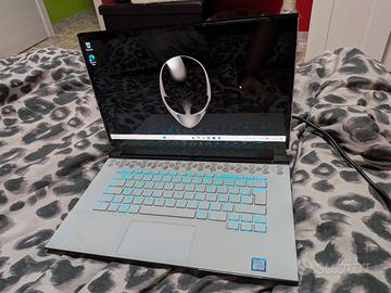 Alienware M15 R2