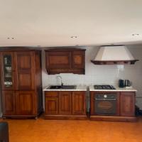 Cucina in legno massello