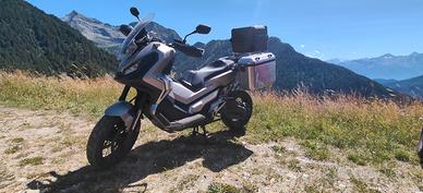Honda X‑ADV 750 – Borse Givi Dolomiti trekker 36L