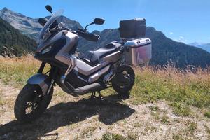 Honda X‑ADV 750 – Borse Givi Dolomiti trekker 36L