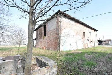 Casa indipendente di 361 m² con più di 5 locali e 
