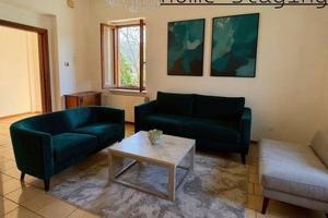 Casa indipendente di 158 m² con più di 5 locali a 