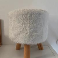 Puf in stile nordico Jysk.