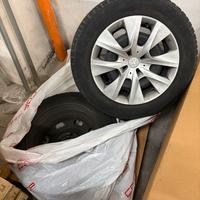 Cerchi in ferro 15 con gomme invernali 185 65 15