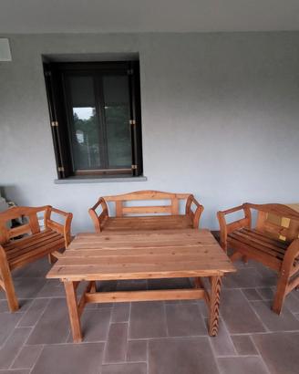 salotto giardino in legno 