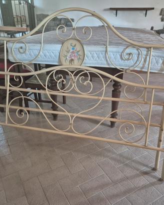 letto matrimoniale stile shabby