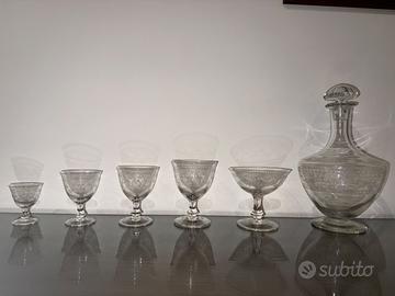 Servizio cristallo inciso 62 pezzi con 4 caraffe