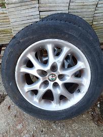 Cerchi in lega alfa romeo 