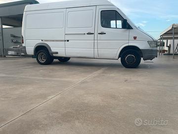 Mercedes sprinter